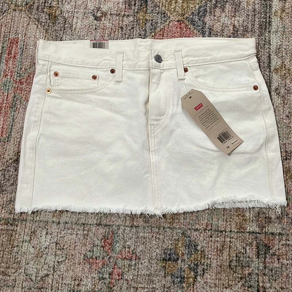 Levi’s skirt